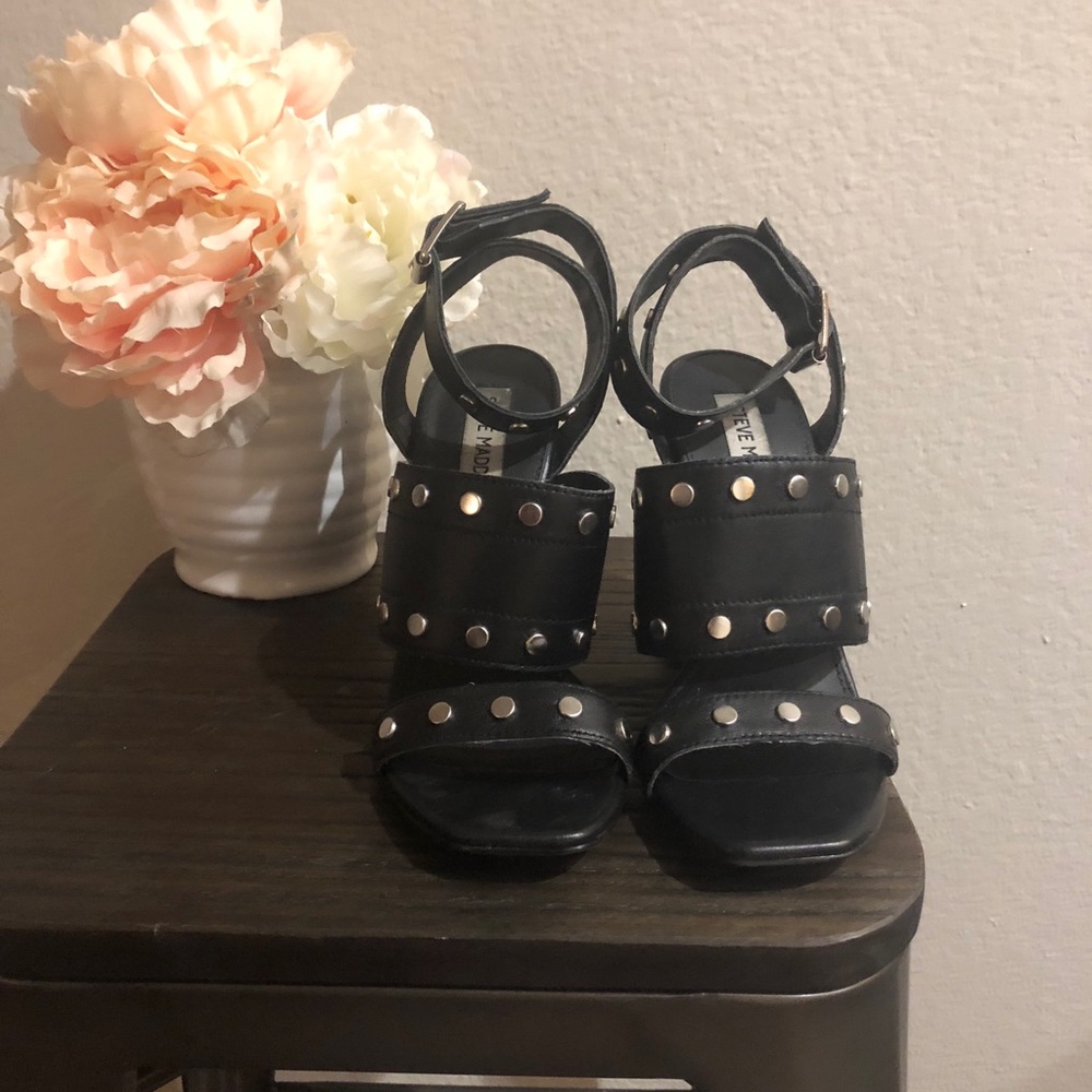Steve Madden Black Studded Sandals